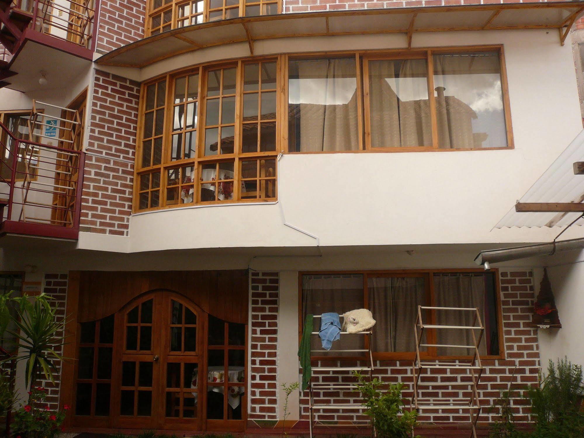 Villa Betty B&B Κούζκο Εξωτερικό φωτογραφία
